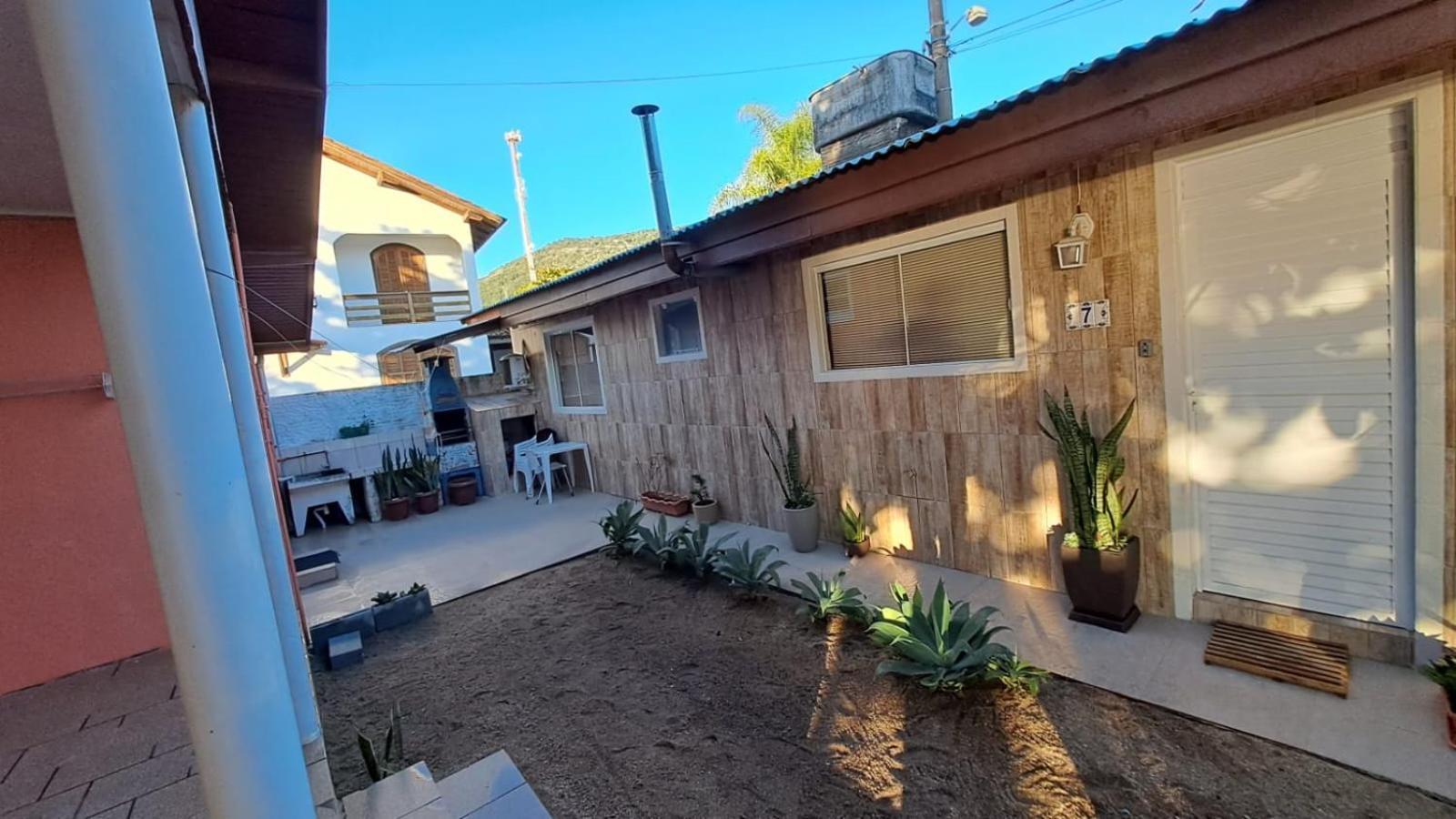 Casa De Praia Beira Do Mar, Pe Na Areia Florianópolis Eksteriør billede